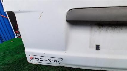 Дверь задняя MAZDA BONGO SK82M F8 Дверь задняя MAZDA BONGO SK82M F8