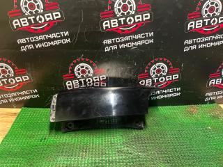 Планка под стоп задняя правая TOYOTA VOXY 2014