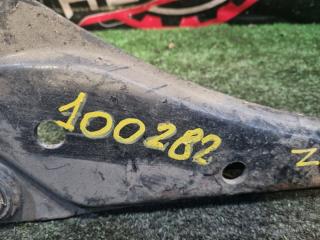 Рычаг задний правый CT200H 04.2012 ZWA10 2ZR-FXE Рычаг задний правый CT200H 04.2012 ZWA10 2ZR-FXE