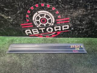 Запчасть накладка на порог передняя левая BMW 318I