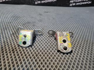 Фото запчасти петля двери задняя левая NISSAN AVENIR контрактная запчасть Запчасть петля двери задняя левая NISSAN AVENIR