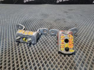 Запчасть петля двери задняя правая NISSAN QASHQAI 03.2008