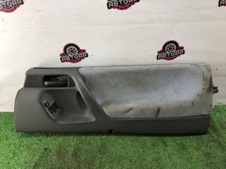 Обшивка двери передняя правая TOYOTA ESTIMA EMINA 1997