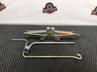 Домкрат NISSAN SUNNY 2001