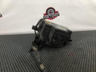 Запчасть блок предохранителей TOYOTA REGIUS 2002