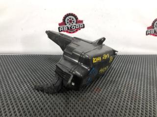 Фото запчасти блок предохранителей TOYOTA REGIUS 2002 контрактная запчасть Запчасть блок предохранителей TOYOTA REGIUS 2002