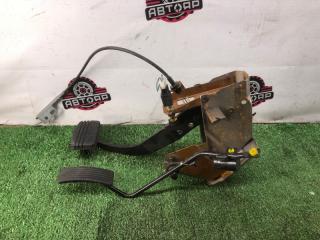 Педаль газа MITSUBISHI DELICA 1996