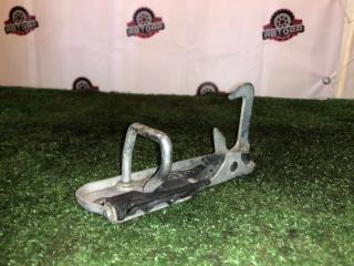 Фото запчасти замок капота VOLKSWAGEN TIGUAN 2011 контрактная запчасть Запчасть замок капота VOLKSWAGEN TIGUAN 2011