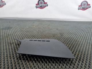 Накладка пластиковая в салон правая TOYOTA IPSUM 2003 контрактная Накладка пластиковая в салон правая TOYOTA IPSUM 2003