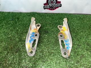 Запчасть петля капота HONDA PARTNER 2002