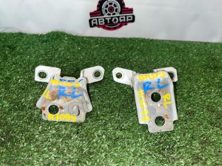 Петля двери задняя левая MAZDA AXELA 2014 BM5FS P5-VPS KD53-73-210A контрактная