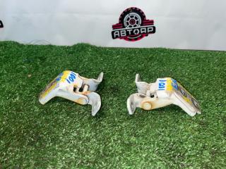 Петля двери передняя правая AXELA 2014 BM5FS P5-VPS