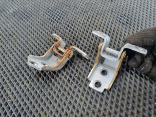 Петля двери передняя левая AXELA 2014 BM5FS P5-VPS