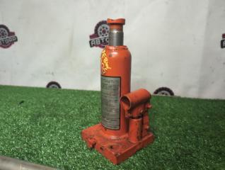 Домкрат DELICA 1997 PE8W 4M40-T