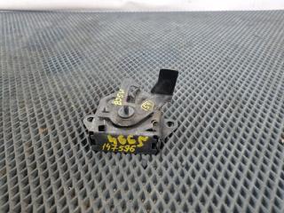 Запчасть замок капота MAZDA FAMILIA 2002