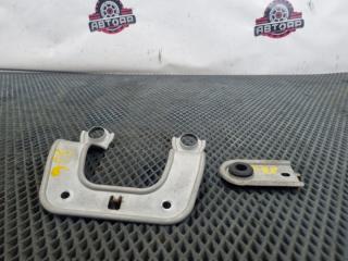 Запчасть крепление радиатора HONDA PARTNER 2002