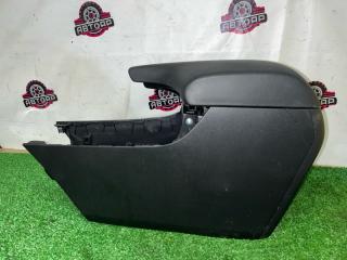 Запчасть подлокотник MAZDA AXELA 2014