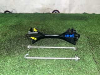 Запчасть крепление аккумулятора MAZDA AXELA 2014