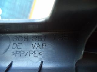 Пластик салона левый Passat Variant 2006 B6 BVY Пластик салона левый Passat Variant 2006 B6 BVY