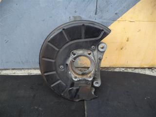 Поворотный кулак передний правый Volkswagen Passat Variant 2006