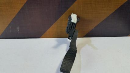 Педаль газа Volkswagen Touareg 2004