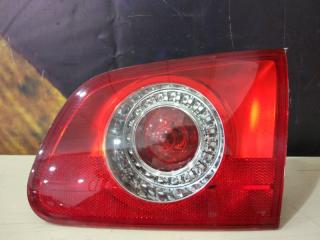 Фонарь в крышку багажника правый Volkswagen Passat Variant 2007