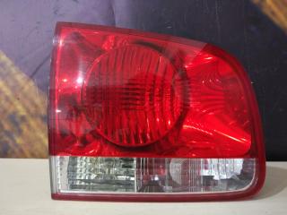 Фонарь в крышку багажника левый Volkswagen Touareg 2003