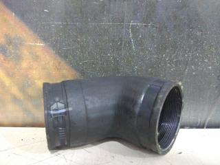 Патрубок интеркуллера Volkswagen Passat Variant 2010 контрактная Патрубок интеркуллера Volkswagen Passat Variant 2010