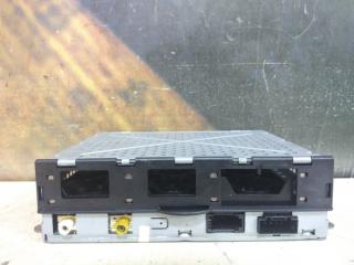 Блок управления сигнала магнитолы AUDI A8 2004