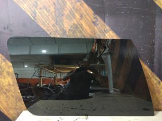 Стекло заднее левое Lincoln Navigator 2002