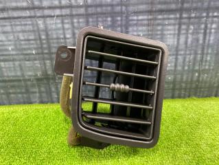 Воздуховод передний правый Cadillac Escalade 2004