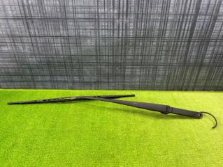 Дворник правый Cadillac Escalade 2004