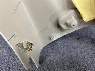 Обшивка салона задняя правая Escalade 2004 LQ9