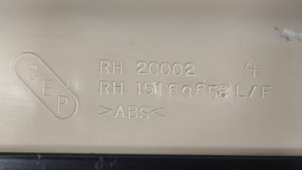Накладка на порог правая Escalade 2004 LQ9 Накладка на порог правая Escalade 2004 LQ9