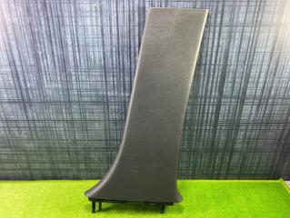 Обшивка салона правая Volkswagen Passat 2004