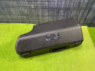 Отсек под инструмент AUDI Allroad 2004
