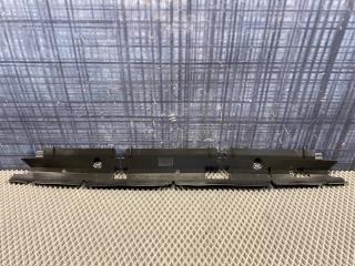 Диффузор радиатора AUDI Allroad 2002