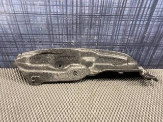 Пыльник крыла правый AUDI Allroad 2002