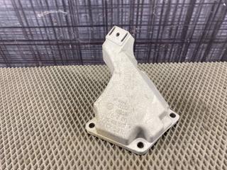 Кронштейн двигателя левый AUDI Allroad 2003