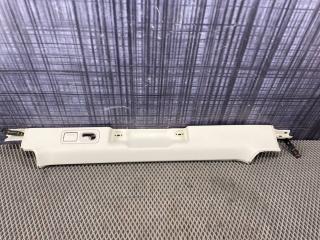 Обшивка салона правая AUDI Allroad 2003