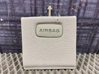 Обшивка салона правая AUDI Allroad 2002