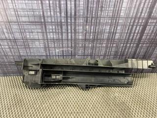 Кронштейн правый BMW X5 2013