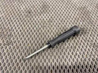 Отвертка AUDI Allroad 2004