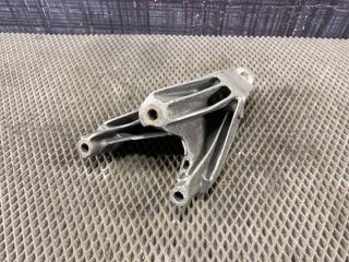 Кронштейн двигателя левый AUDI Q5 2009