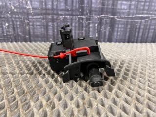 Замок лючка бензобака AUDI Q5 2009