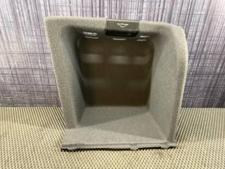 Обшивка багажника правая BMW контрактная Обшивка багажника правая BMW