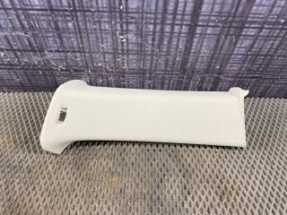 Обшивка салона правая Volkswagen Passat Variant 2010