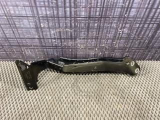 Кронштейн крыла передний правый AUDI A4 Avant 2008 контрактная Кронштейн крыла передний правый AUDI A4 Avant 2008