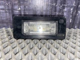 Плафон подсветки номера AUDI A4 Avant 2008