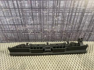 Опора ковра багажника Volkswagen Touareg 2003